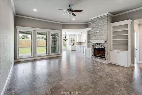3525 Foxcroft Path, Bryan, TX 77808 photo 7