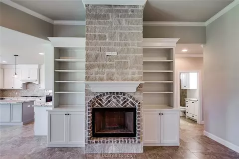 3525 Foxcroft Path, Bryan, TX 77808 photo 8