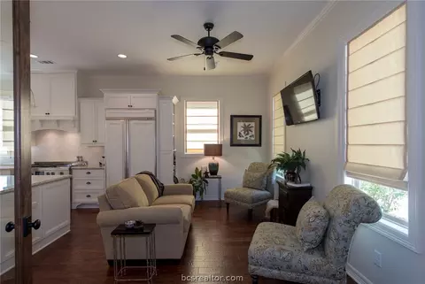 3105 Diamondleaf Trce, Bryan, TX 77807 photo 6