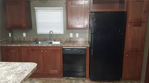 125 Ridgeway Dr, College Station, TX 77845 photo 4