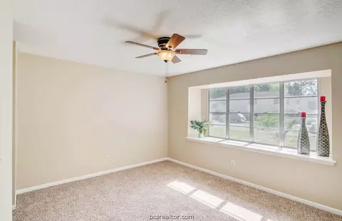 2507 Willow Bend Dr, Bryan, TX 77802 photo 13