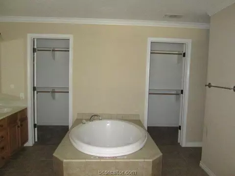 11577 Falcon Crest Dr, Bryan, TX 77808 photo 15