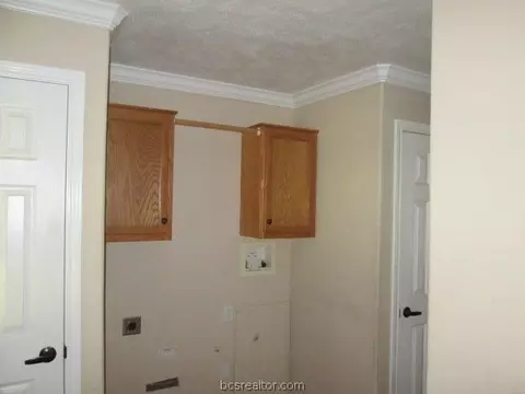 11577 Falcon Crest Dr, Bryan, TX 77808 photo 10