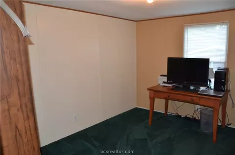 7618 Sandy Point Rd, Bryan, TX 77807 photo 21