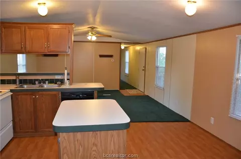 7618 Sandy Point Rd, Bryan, TX 77807 photo 12