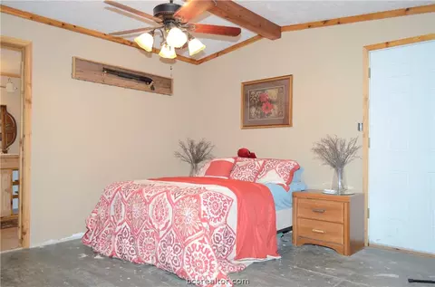 6172 J C Long Dr, Bryan, TX 77807 photo 3