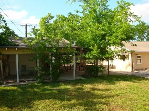 2708 Villa Maria E, Bryan, TX 77802 photo 16