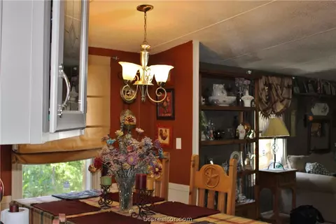 2520 Barnes Rd, Bryan, TX 77807 photo 7