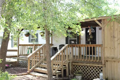 2520 Barnes Rd, Bryan, TX 77807 photo 1