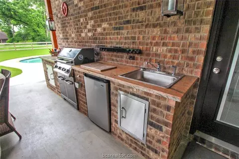 9932 Mountbatten Trl, Iola, TX 77861 photo 24