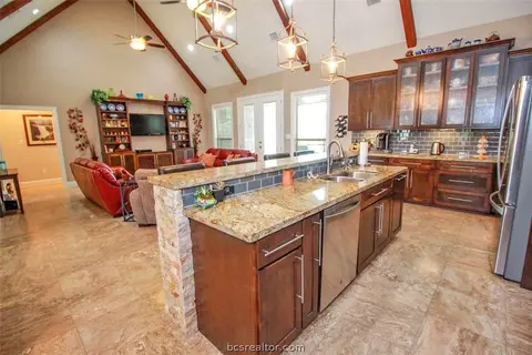 9932 Mountbatten Trl, Iola, TX 77861 photo 6