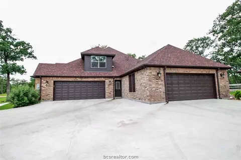 9932 Mountbatten Trl, Iola, TX 77861 photo 3