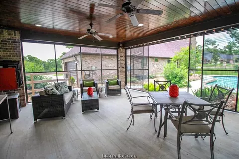 9932 Mountbatten Trl, Iola, TX 77861 photo 26