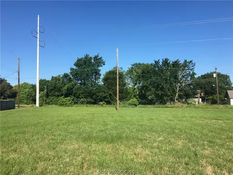 3605 Mohawk St, Bryan, TX 77802 photo 5