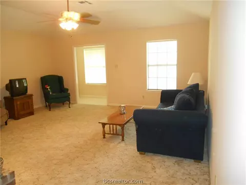 3716 Brighton Dr, Bryan, TX 77802 photo 7