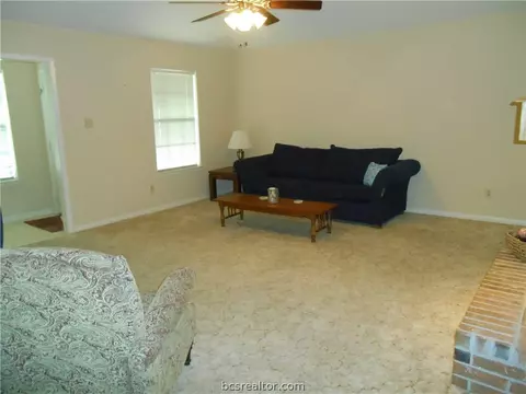 3716 Brighton Dr, Bryan, TX 77802 photo 6