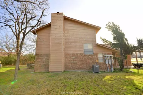 2813 Oakside Dr, Bryan, TX 77802 photo 3
