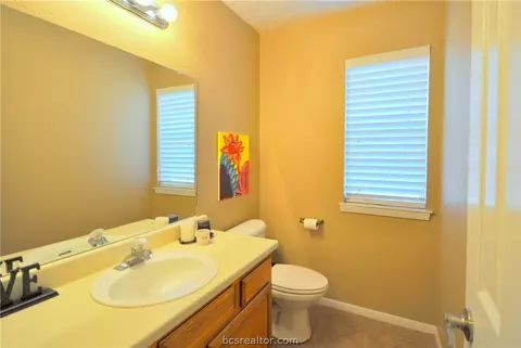 2813 Oakside Dr, Bryan, TX 77802 photo 8