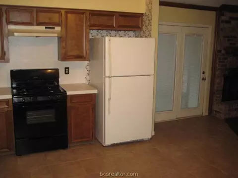 4422 Meadowbrook Dr, Bryan, TX 77802 photo 8