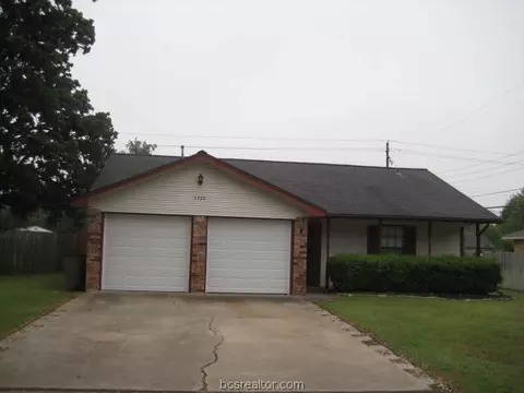 4422 Meadowbrook Dr, Bryan, TX 77802 photo 1