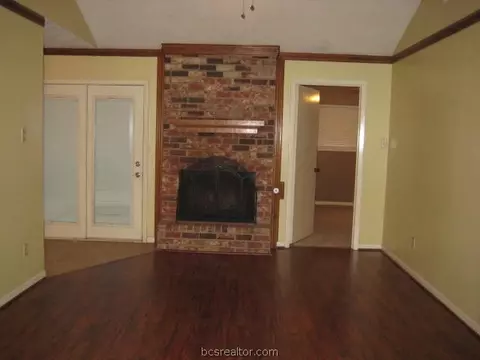 4422 Meadowbrook Dr, Bryan, TX 77802 photo 5