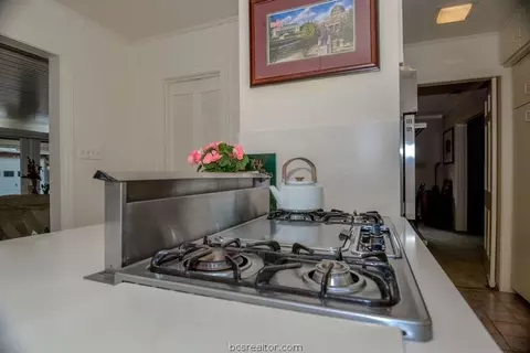 506 Brookside Dr E, Bryan, TX 77801 photo 27