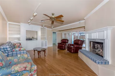 3403 Spring Ln, Bryan, TX 77802 photo 7