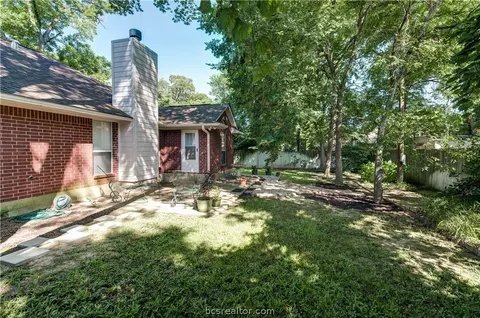 910 E 27th St, Bryan, TX 77803 photo 23