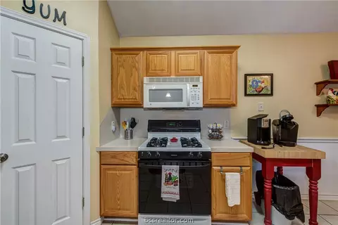 910 E 27th St, Bryan, TX 77803 photo 12