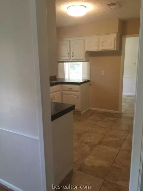 3205 Wilderness St, Bryan, TX 77807 photo 11