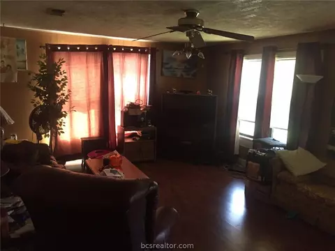 140 Watson St, Bryan, TX 77801 photo 4