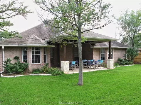 3909 Brighton Dr, Bryan, TX 77802 photo 28