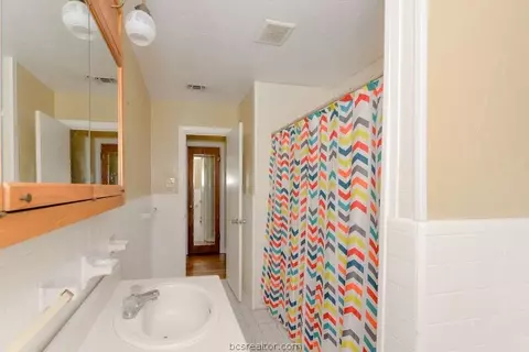 722 Garden Acres Blvd, Bryan, TX 77802 photo 7