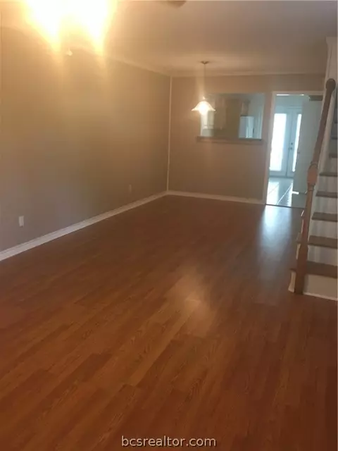 3923 Old Oaks Drive 17, Bryan, TX 77802 photo 6