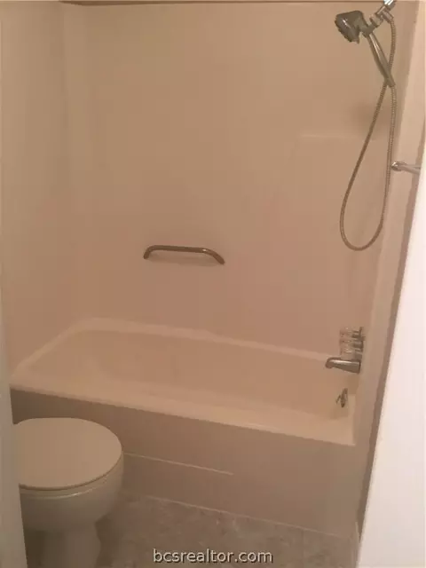 3923 Old Oaks Drive 17, Bryan, TX 77802 photo 19
