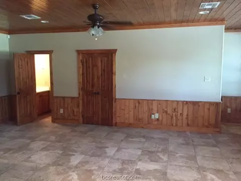 9845 Weedon Loop, Bryan, TX 77808 photo 5