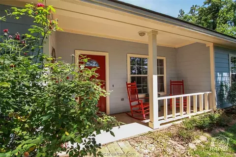 12994 Jackrabbit Ln, Bryan, TX 77808 photo 2