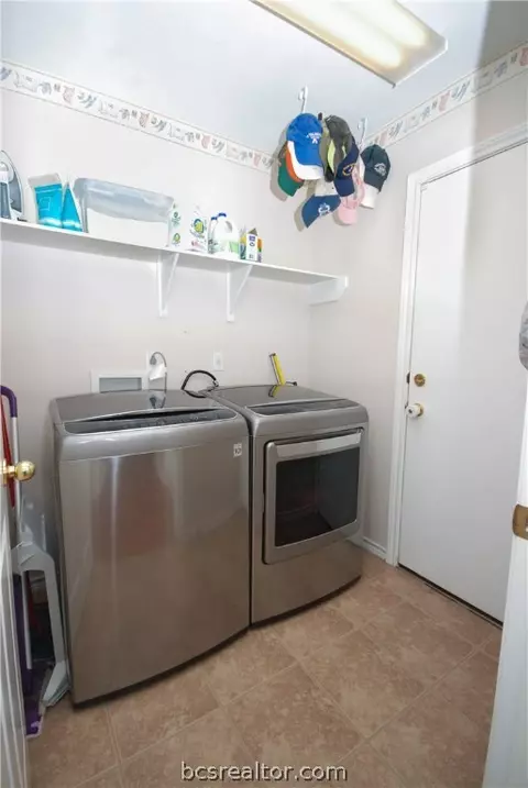 4700 Winchester Dr, Bryan, TX 77802 photo 16