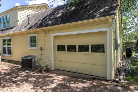 502 Brookside Dr E, Bryan, TX 77801 photo 32