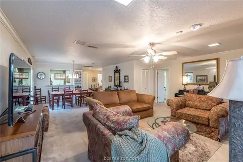 2907 Braeburn St, Bryan, TX 77802 photo 10