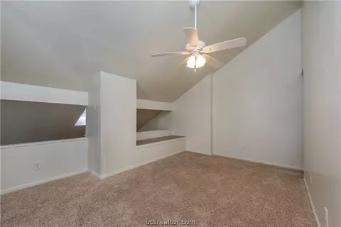 913 Navidad St, Bryan, TX 77801 photo 14