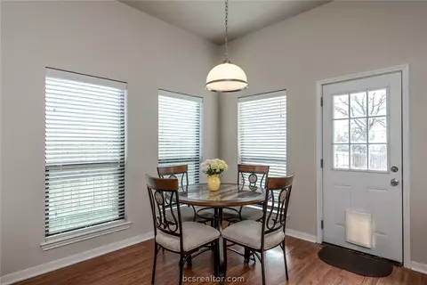 2013 Mountain Wind Loop, Bryan, TX 77807 photo 4