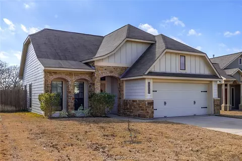 2013 Mountain Wind Loop, Bryan, TX 77807 photo 1