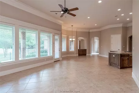 4303 Willowick Dr, Bryan, TX 77802 photo 9