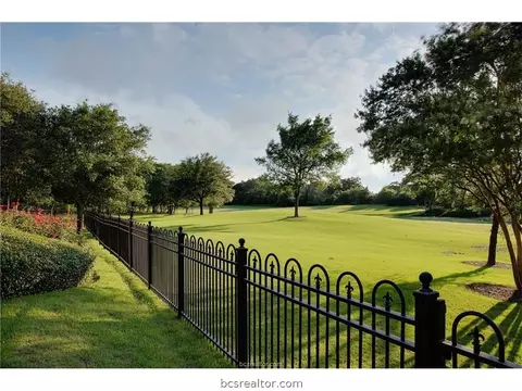 4303 Willowick Dr, Bryan, TX 77802 photo 24