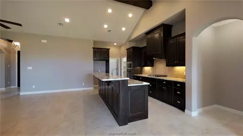 3063 Embers Loop, Bryan, TX 77808 photo 12