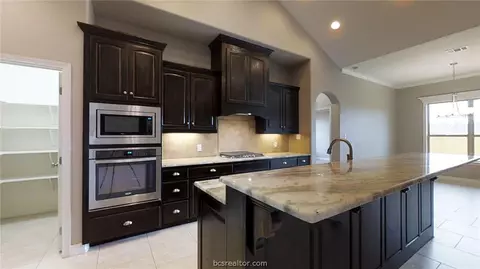 3063 Embers Loop, Bryan, TX 77808 photo 5