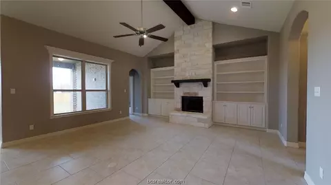 3063 Embers Loop, Bryan, TX 77808 photo 3