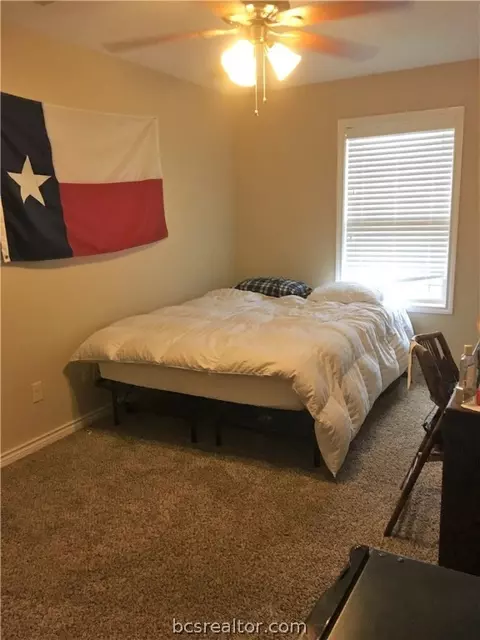 4300 Culpepper Dr, Bryan, TX 77801 photo 9