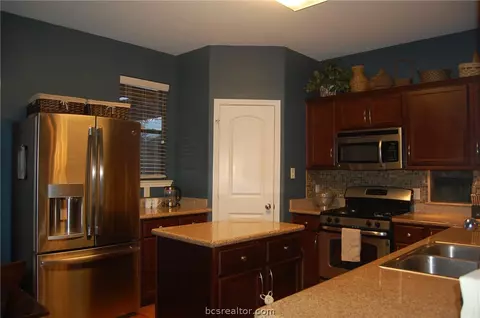 1982 Mountain Wind Ct, Bryan, TX 77807 photo 13